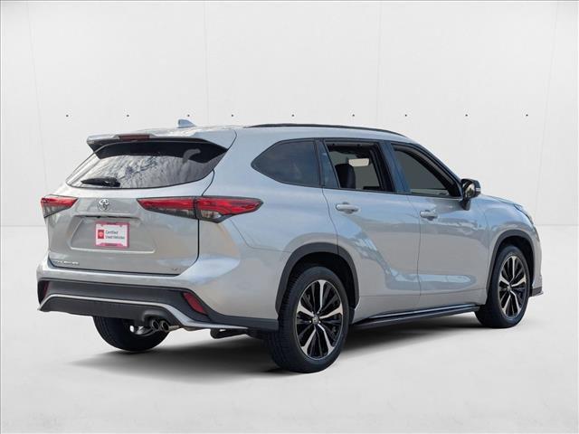 used 2022 Toyota Highlander car, priced at $35,445