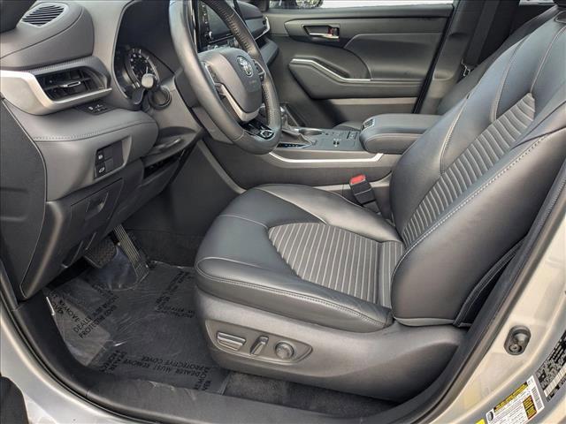 used 2022 Toyota Highlander car, priced at $35,445