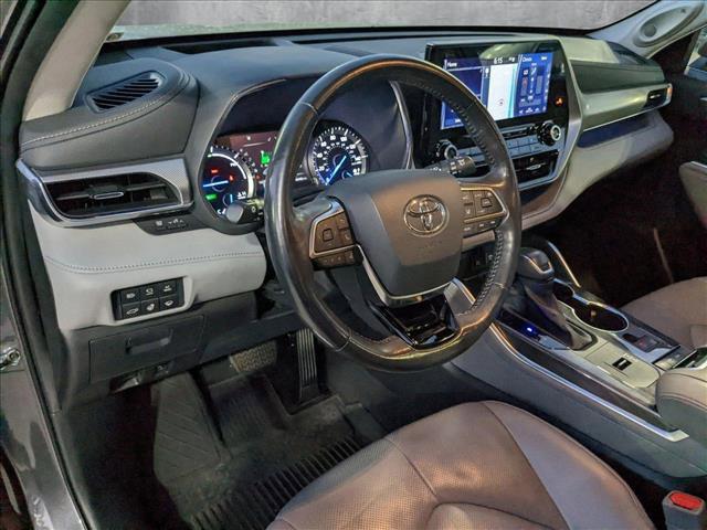 used 2021 Toyota Highlander Hybrid car, priced at $42,995