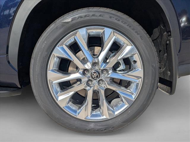 new 2025 Toyota Highlander Hybrid car, priced at $55,423