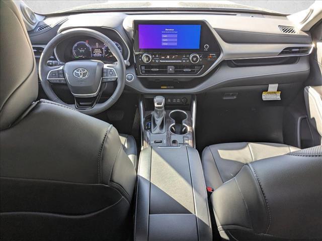 new 2025 Toyota Highlander Hybrid car, priced at $55,423