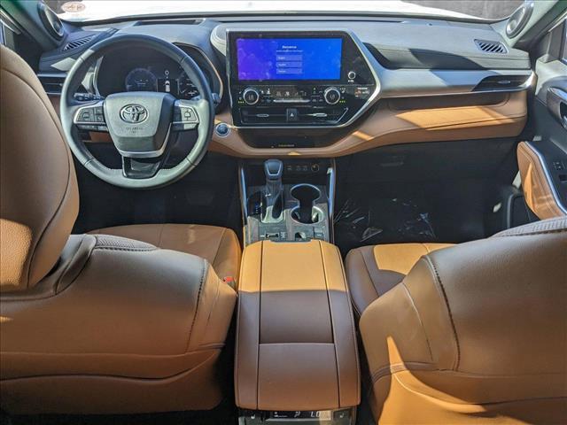 used 2023 Toyota Highlander car, priced at $42,996