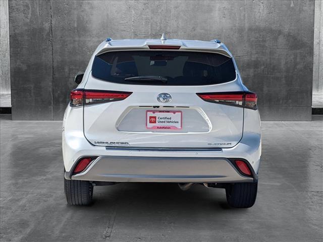 used 2023 Toyota Highlander car, priced at $42,996