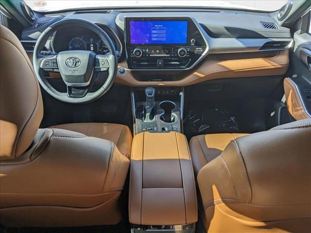 used 2023 Toyota Highlander car, priced at $42,996