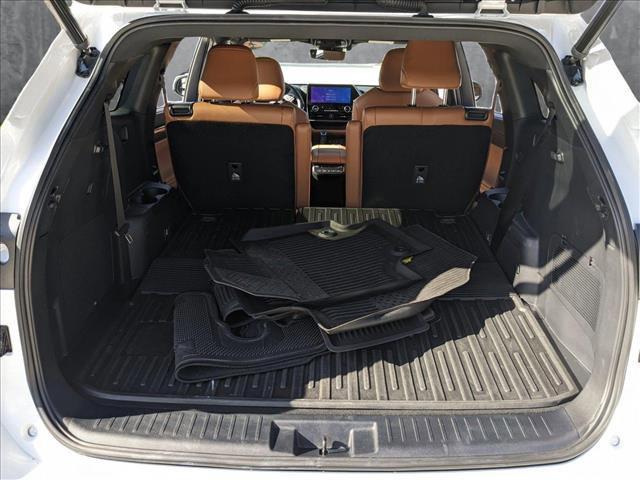 used 2023 Toyota Highlander car, priced at $42,996