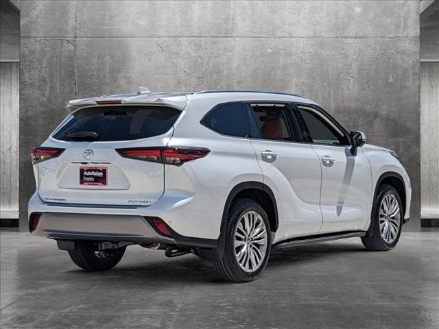 new 2024 Toyota Highlander car, priced at $52,024