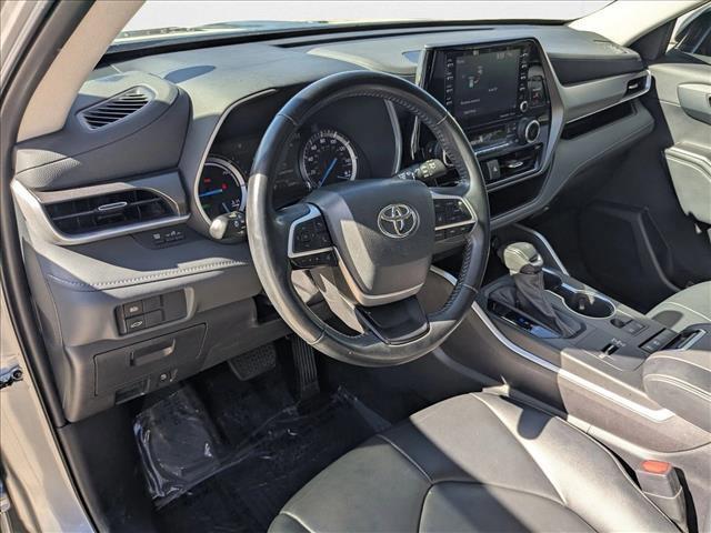 used 2022 Toyota Highlander Hybrid car, priced at $35,985