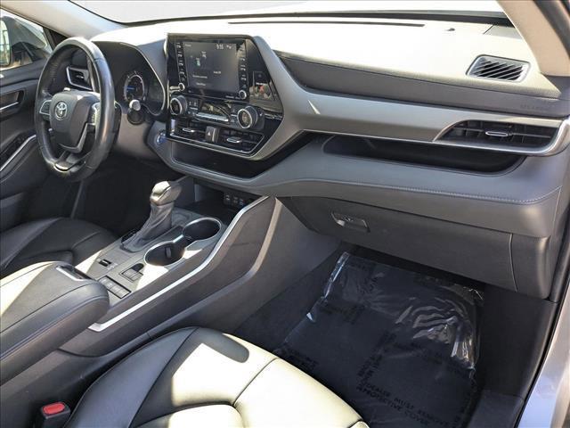 used 2022 Toyota Highlander Hybrid car, priced at $35,985