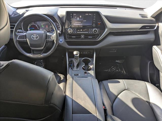 used 2022 Toyota Highlander Hybrid car, priced at $35,985