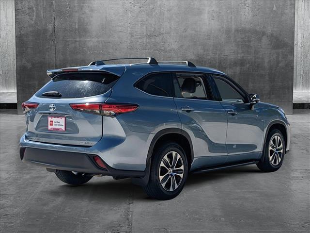 used 2022 Toyota Highlander car, priced at $36,945