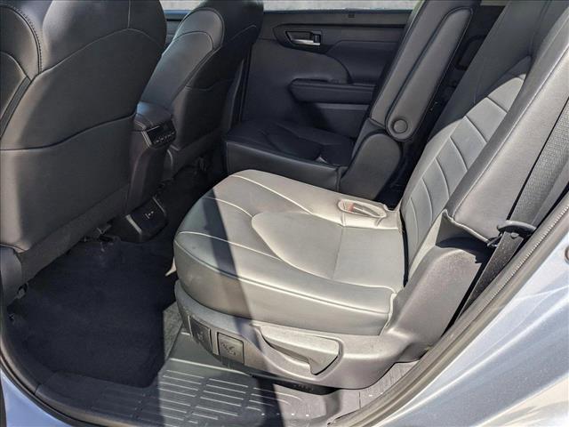 used 2022 Toyota Highlander car, priced at $36,945