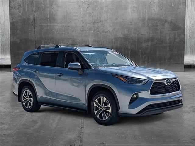 used 2022 Toyota Highlander car, priced at $36,945