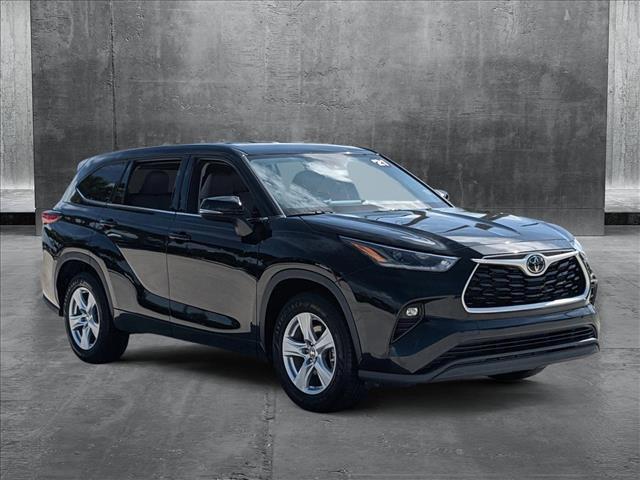 used 2021 Toyota Highlander car, priced at $23,500