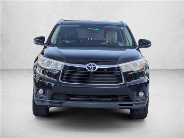 used 2016 Toyota Highlander car, priced at $18,496
