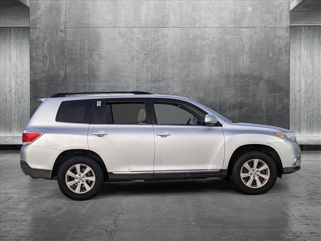 used 2011 Toyota Highlander car, priced at $13,021