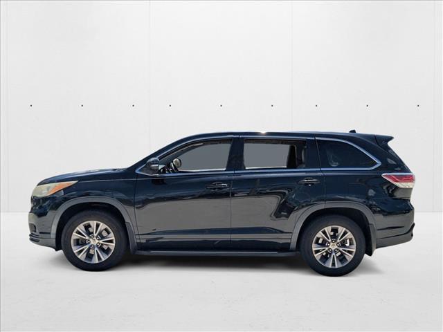 used 2015 Toyota Highlander car, priced at $16,186
