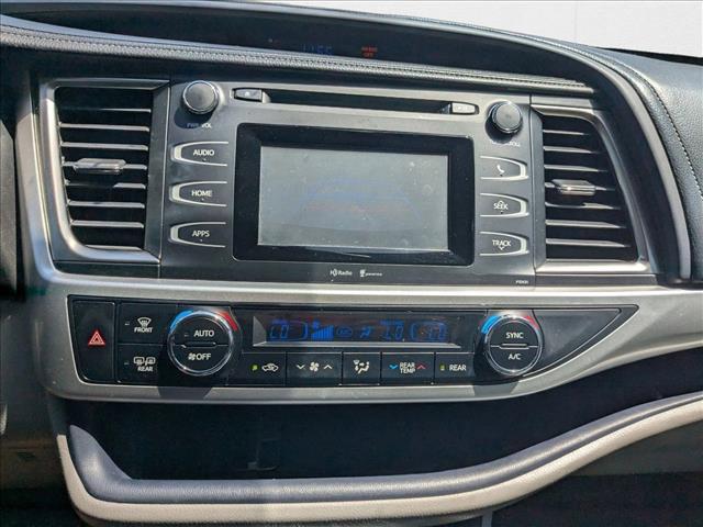 used 2015 Toyota Highlander car, priced at $16,186