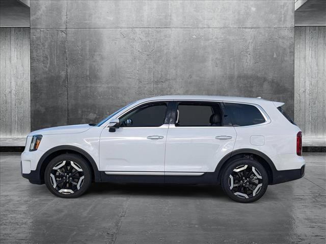 used 2023 Kia Telluride car, priced at $32,081