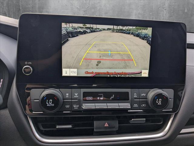 new 2025 Toyota Highlander car, priced at $44,432