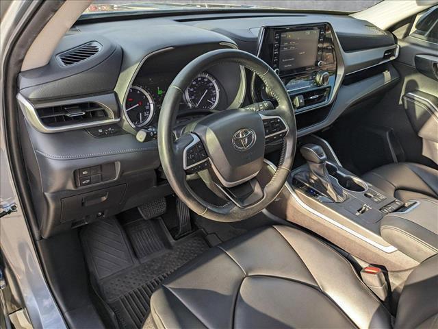 used 2022 Toyota Highlander car, priced at $34,985