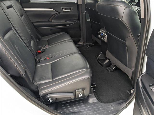 used 2019 Toyota Highlander car, priced at $30,500