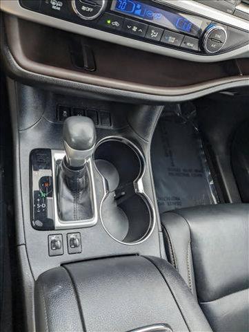 used 2019 Toyota Highlander car, priced at $30,500