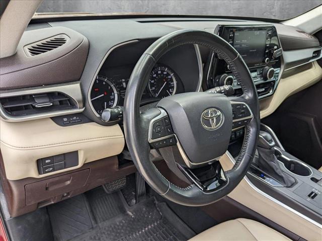 used 2021 Toyota Highlander car, priced at $28,504