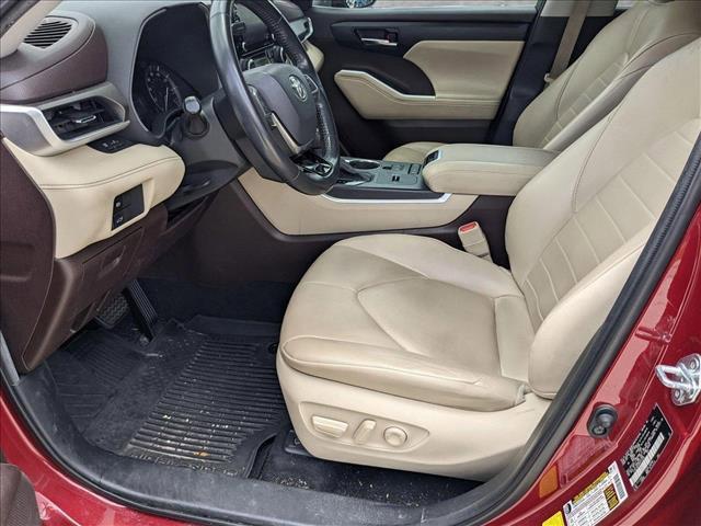 used 2021 Toyota Highlander car, priced at $28,504