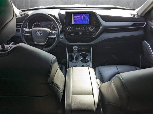 used 2023 Toyota Highlander car, priced at $33,598