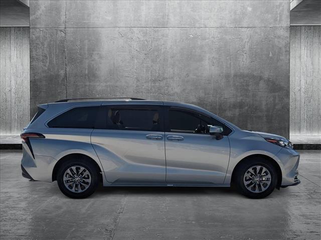 used 2024 Toyota Sienna car, priced at $43,899