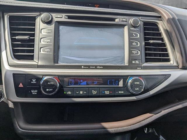 used 2018 Toyota Highlander car, priced at $22,911