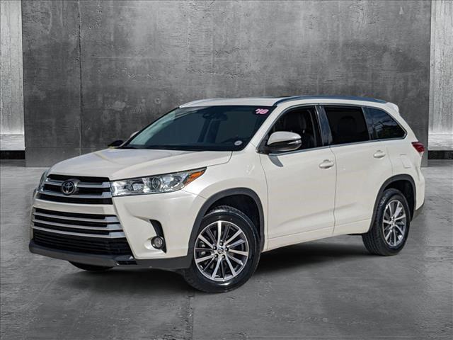 used 2018 Toyota Highlander car, priced at $22,911