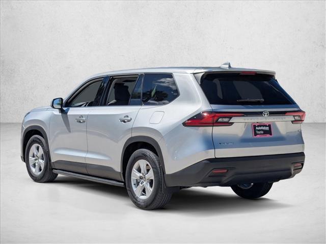 new 2026 Toyota Highlander Hybrid car, priced at $47,558