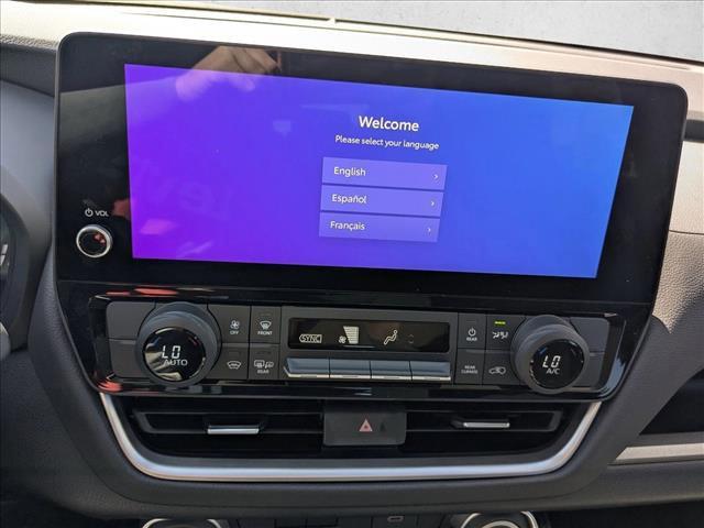 new 2026 Toyota Highlander Hybrid car, priced at $47,558