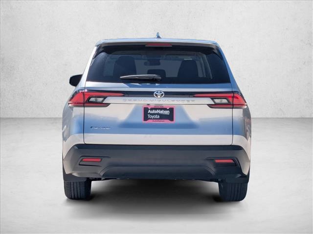 new 2026 Toyota Highlander Hybrid car, priced at $47,558