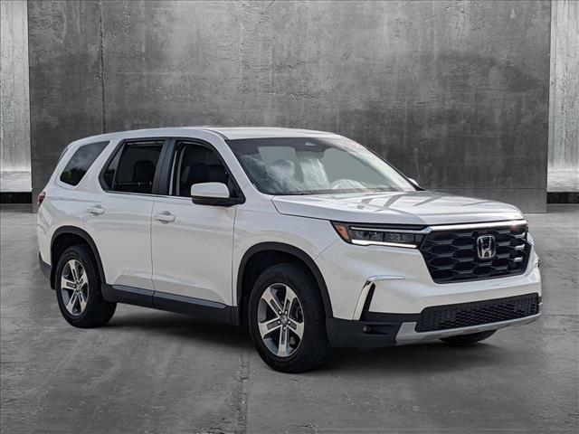 used 2023 Honda Pilot car, priced at $35,949