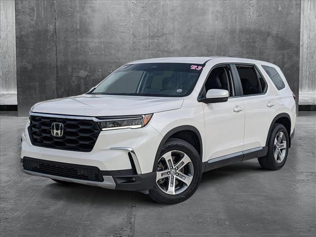used 2023 Honda Pilot car, priced at $35,949