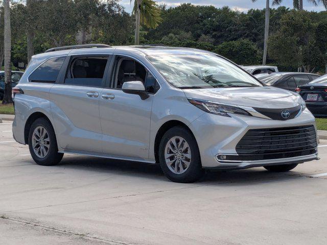 used 2021 Toyota Sienna car, priced at $35,703