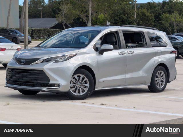 used 2021 Toyota Sienna car, priced at $35,703