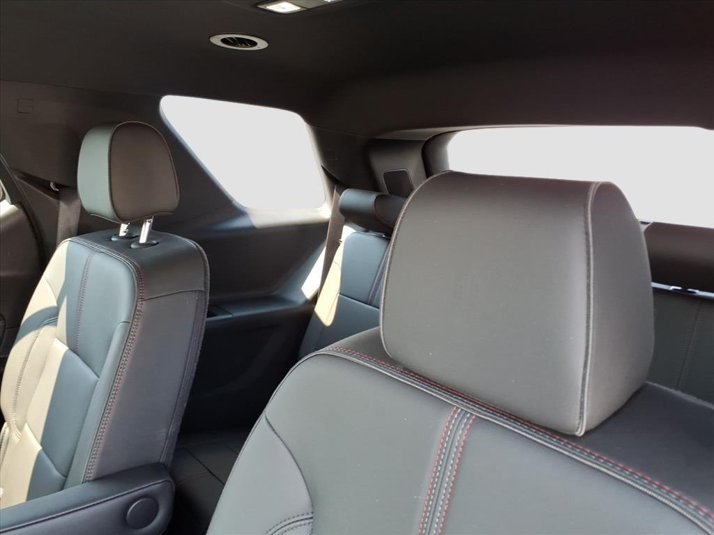 used 2023 Chevrolet Traverse car, priced at $36,658