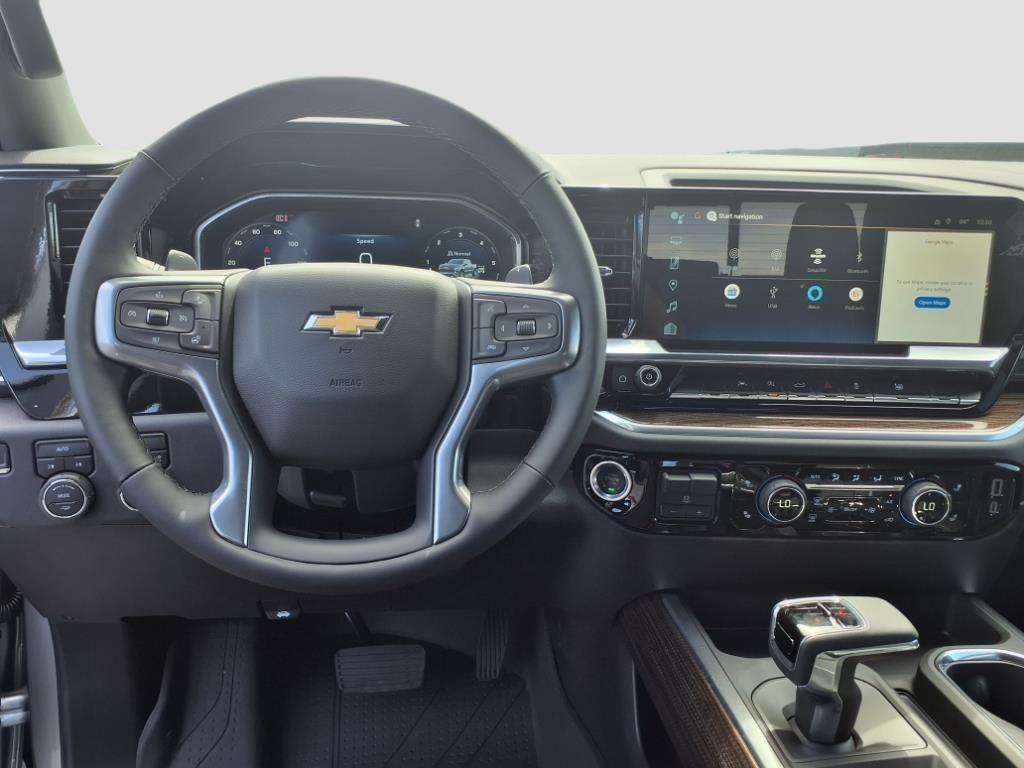 new 2025 Chevrolet Silverado 1500 car, priced at $52,282