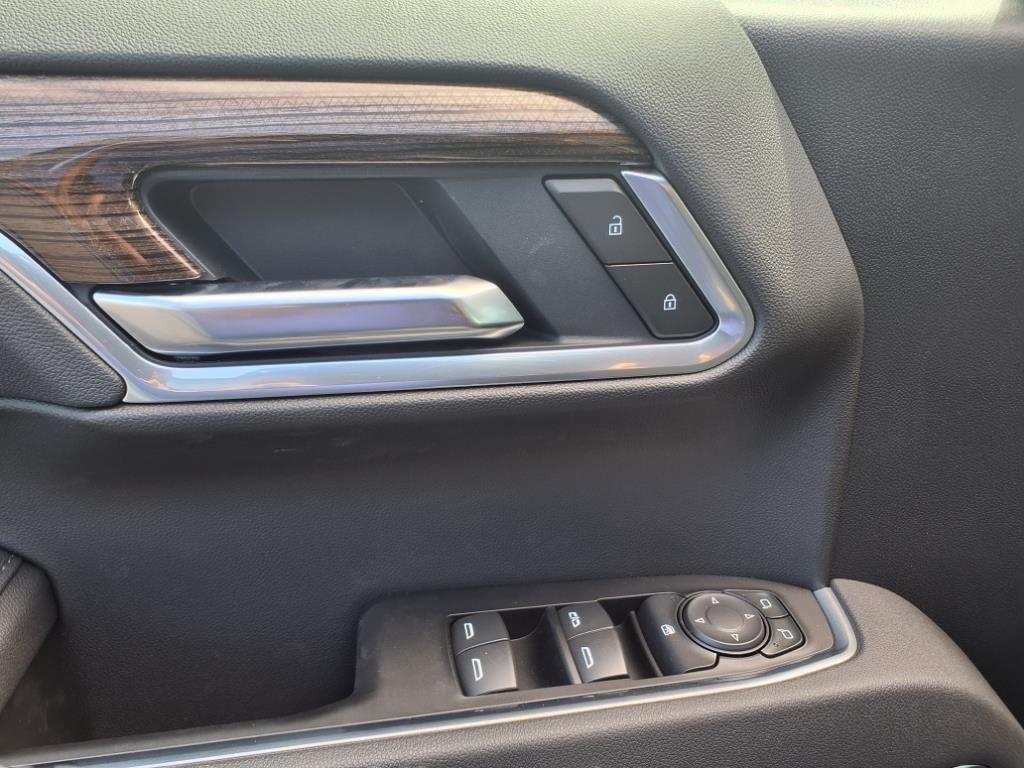 new 2025 Chevrolet Silverado 1500 car, priced at $52,282
