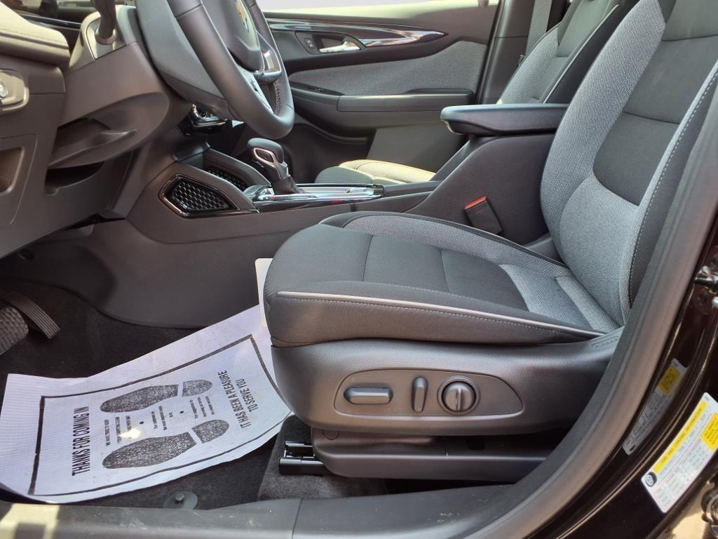 new 2025 Chevrolet TrailBlazer car, priced at $29,320