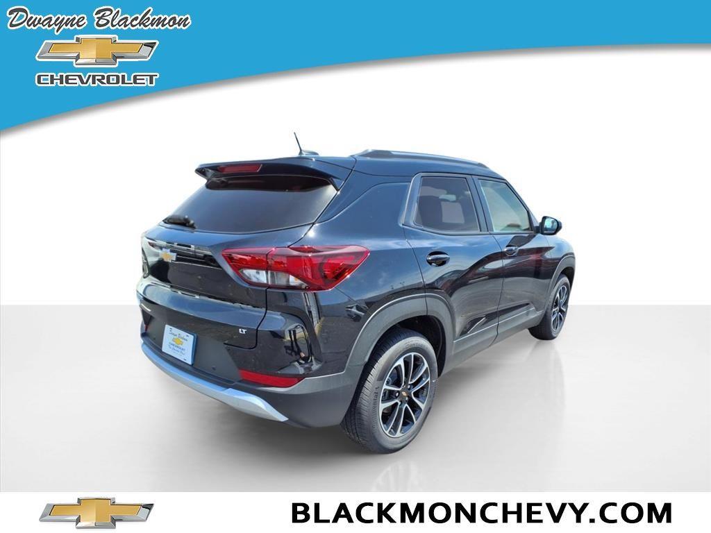 new 2025 Chevrolet TrailBlazer car, priced at $29,320