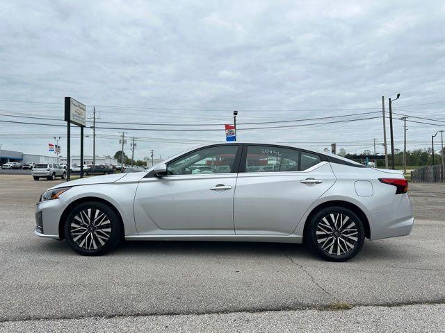 used 2023 Nissan Altima car, priced at $21,987