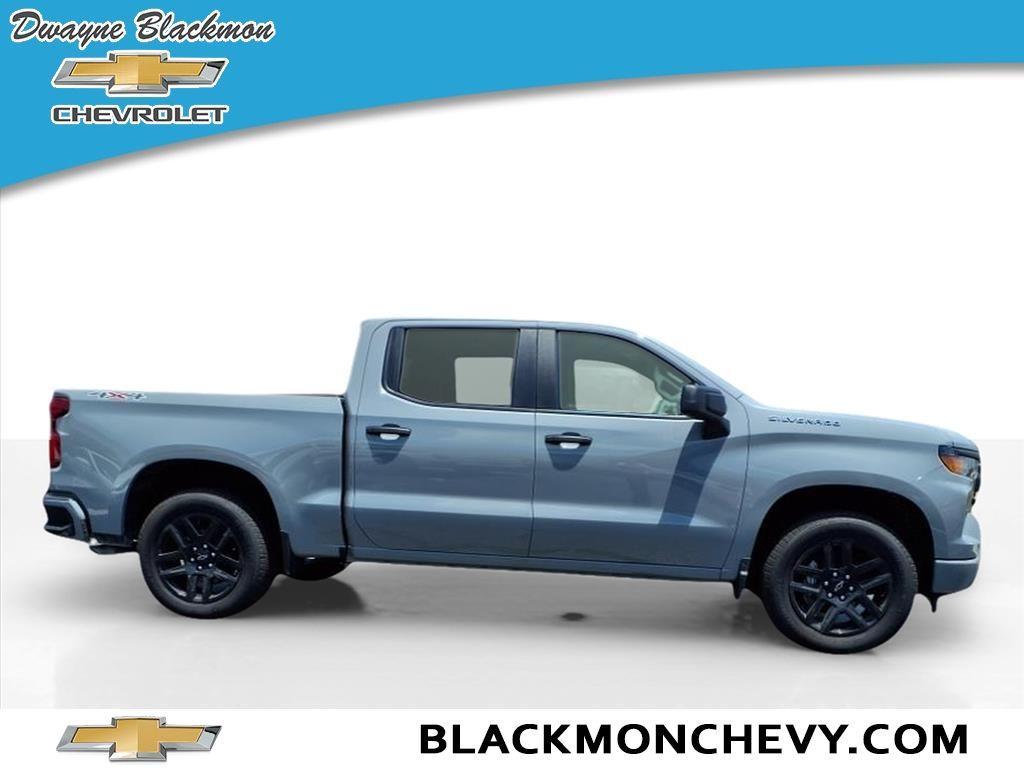 new 2025 Chevrolet Silverado 1500 car, priced at $44,404