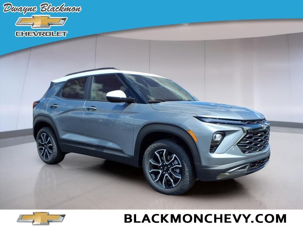 new 2025 Chevrolet TrailBlazer car, priced at $33,680