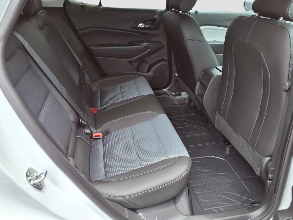 new 2025 Chevrolet Trax car, priced at $25,795