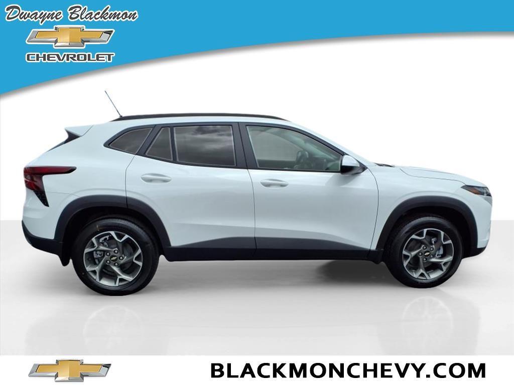 new 2025 Chevrolet Trax car, priced at $25,795