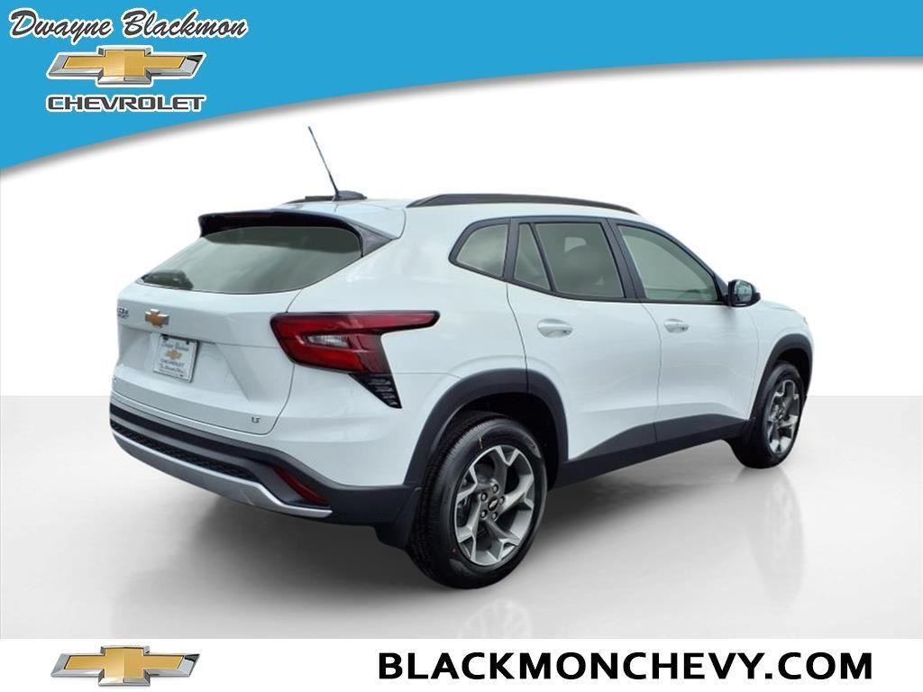 new 2025 Chevrolet Trax car, priced at $25,795